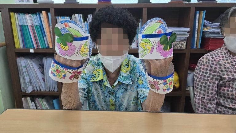 인지 미술 시간 (슬리퍼) / 신체활동 - 탁구공 놀이 