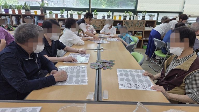 인지 놀이 . 건강체조 / 신발 던지기 