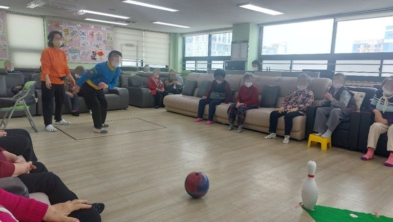 신체활동 볼링 게임