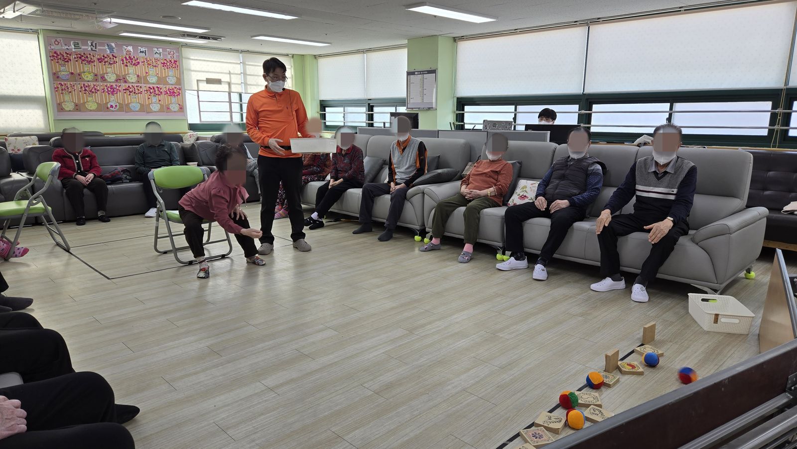 신체활동 - 비석치기 / 인지활동 - 멸치 쌈밥